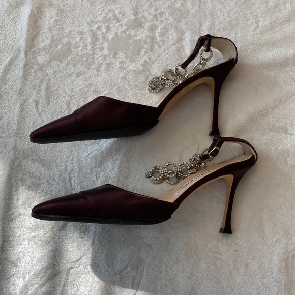 Vintage Purple Manolo Blahnik Satin Heel Pumps w/Rhinestone Ankle Strap Sz 40.5! - Picture 2 of 12